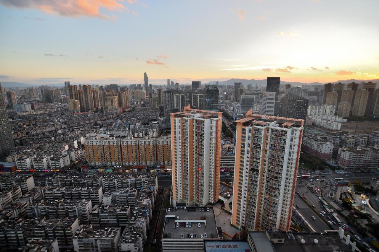 Kunming Hotel High Sky View Apartment Exteriör bild