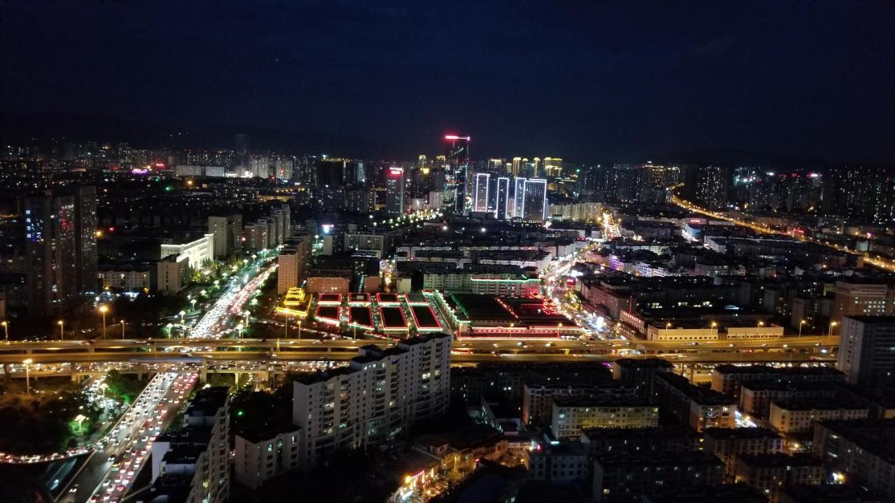 Kunming Hotel High Sky View Apartment Exteriör bild